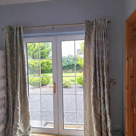 Dom wakacyjny Tunmobi Your Idyllic Away From Ballyjamesduff